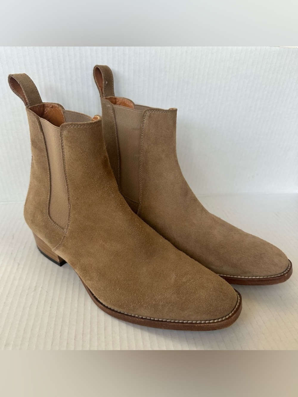 ORO Chelsea Tan Suede Ankle Boots Booties Brown Womens 8 EUC Timeless Spain
